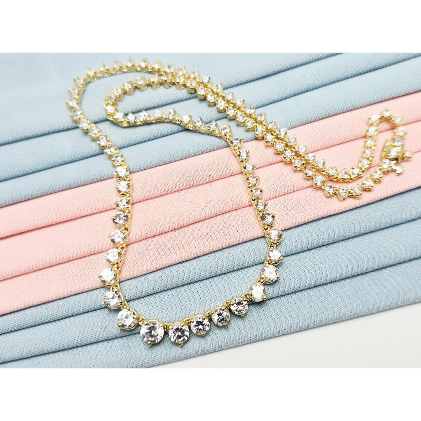 14K Yellow Gold CZ Graduated Link Chain Necklace