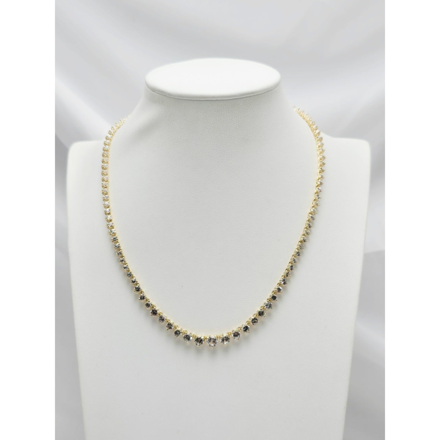 14K Yellow Gold CZ Graduated Link Chain Necklace