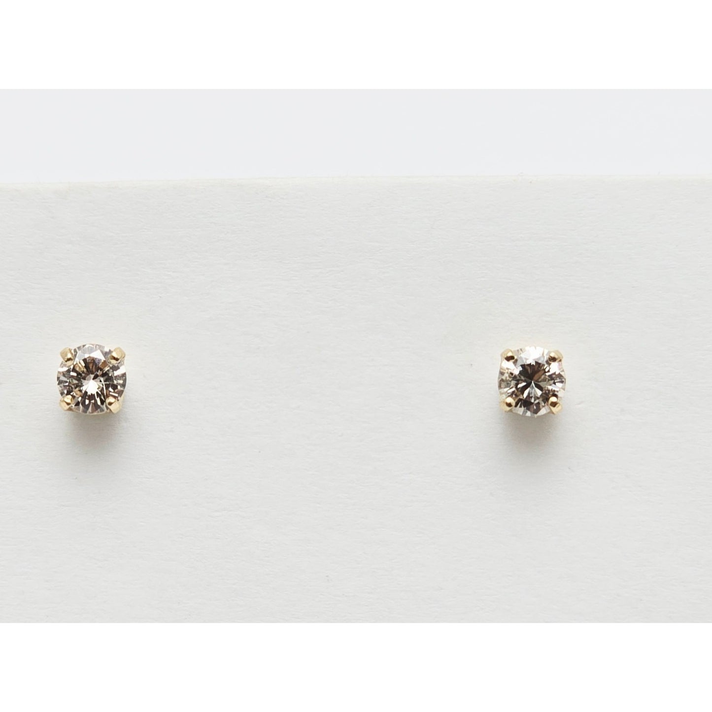 14K Yellow Gold Diamond Stud Earrings 0.66 TCW