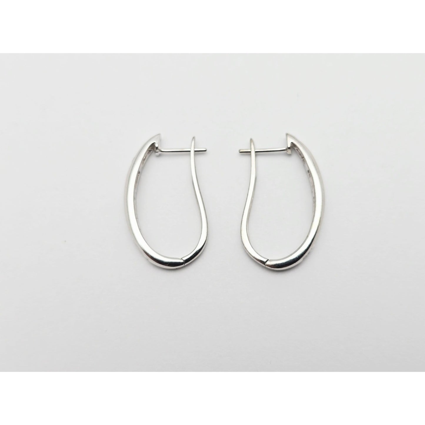 14K White Gold Round & Baguette Diamond Hinged Oval Hoop Earrings