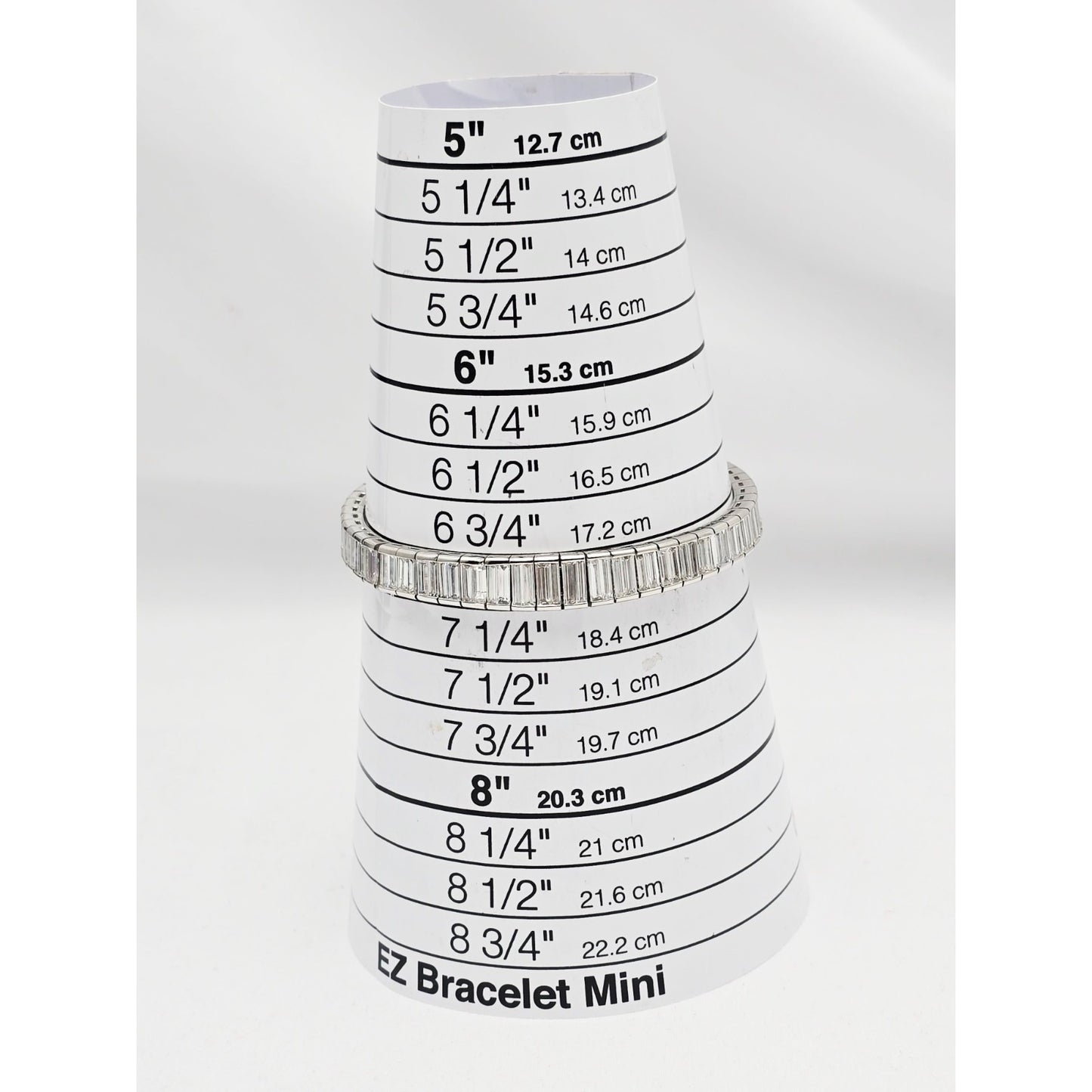 900 Platinum Baguette Cut Diamond Graduated Tennis Link Bracelet