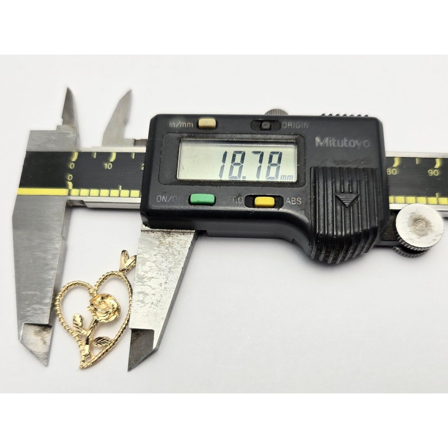 14K Yellow Gold Diamond Cut Flower Rose in Open Heart Charm Pendant