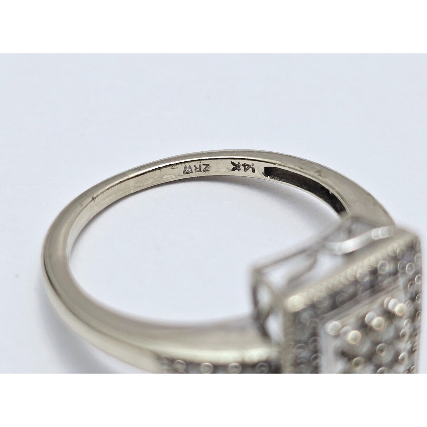 14K White Gold Diamond Square Shaped Cocktail Ring