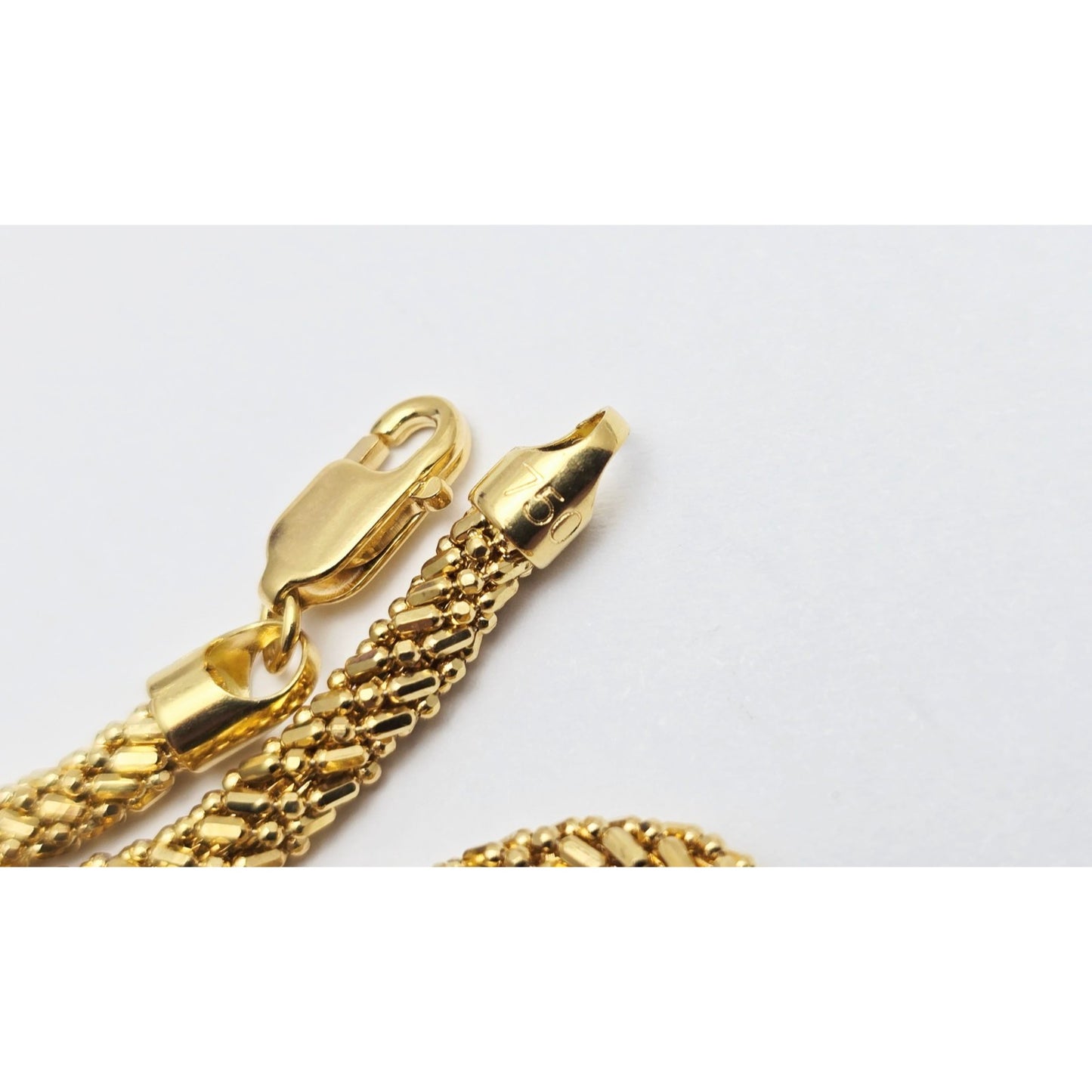 18K Yellow Gold Mesh Weave Snake Chain Necklace