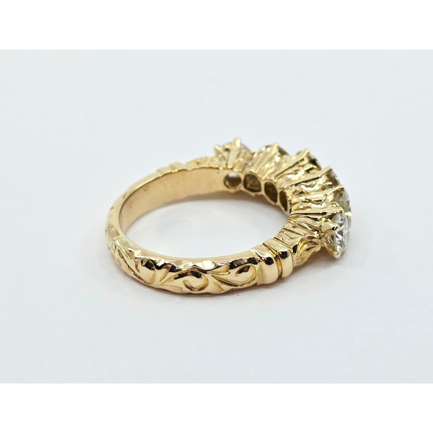14K Yellow Gold Single Row Diamond Engraved Ring