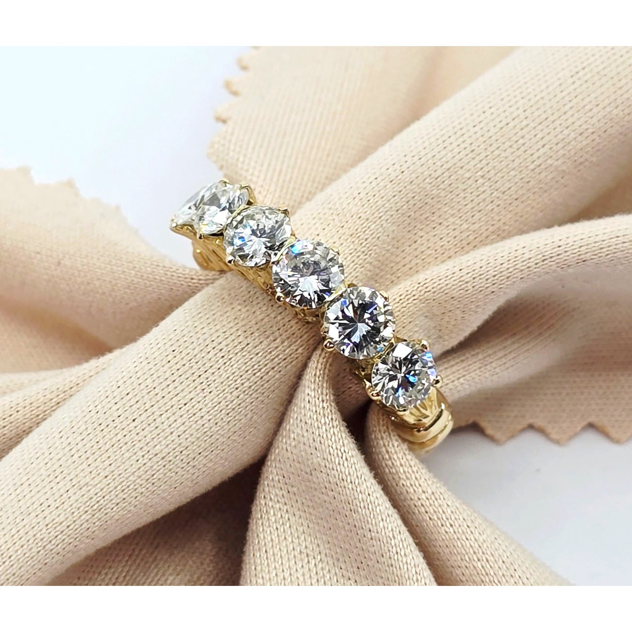 14K Yellow Gold Single Row Diamond Engraved Ring