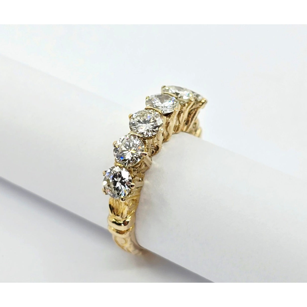 14K Yellow Gold Single Row Diamond Engraved Ring