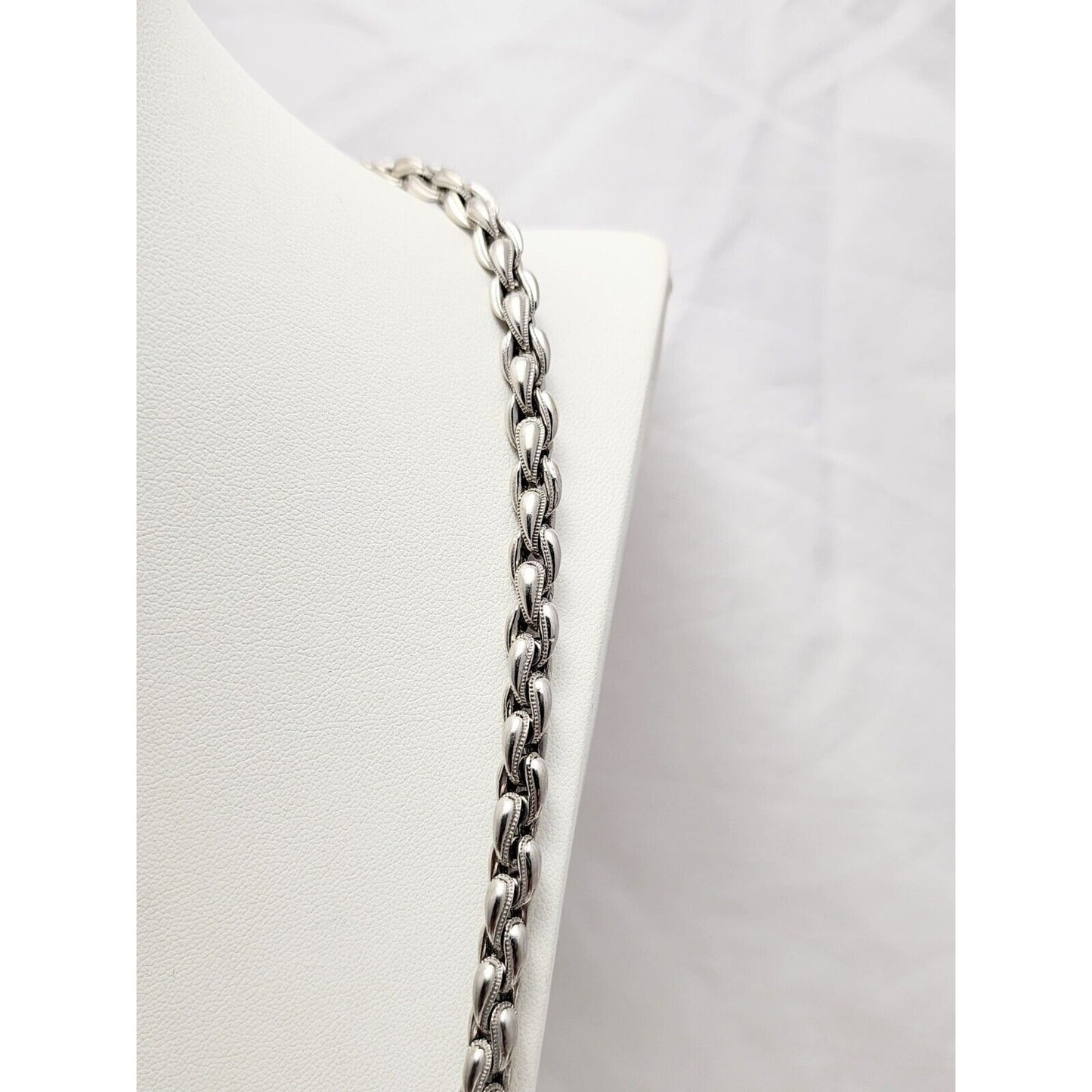 14K White Gold Link Chain Necklace