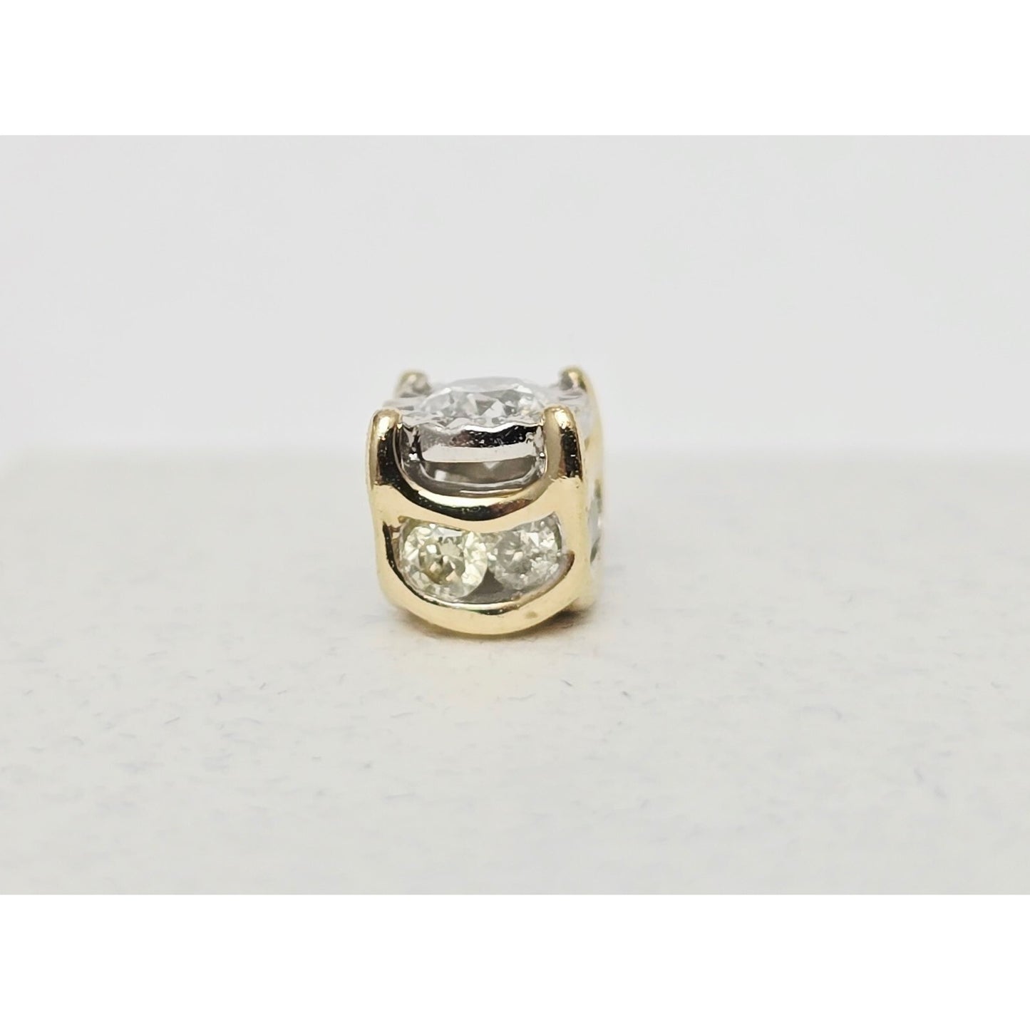 Single 14K Yellow Gold Round Cut Diamond Stud Earring