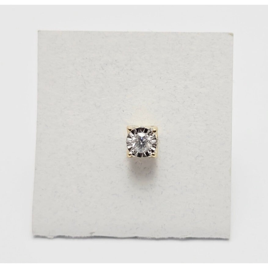 Single 14K Yellow Gold Round Cut Diamond Stud Earring
