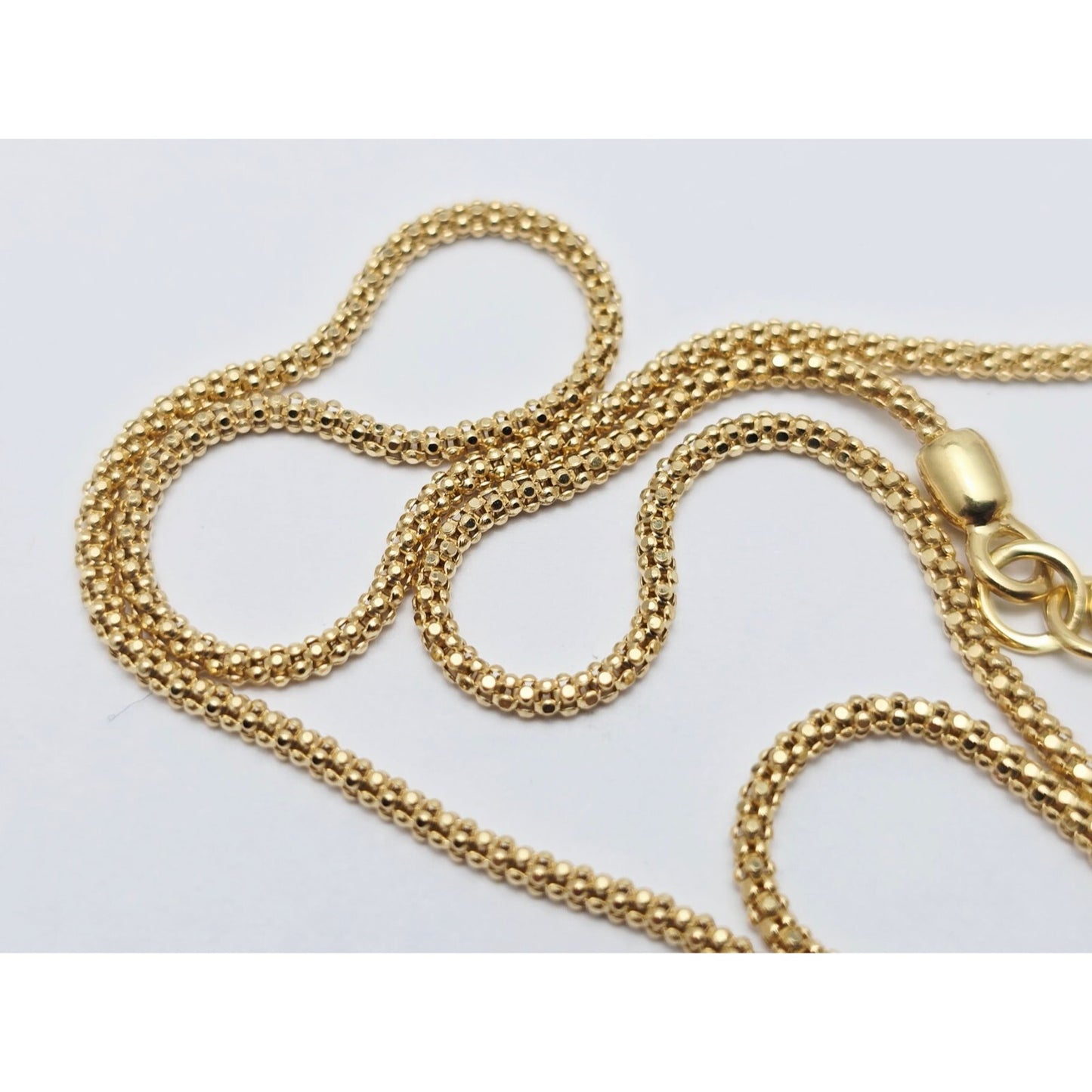 18K Yellow Gold Round V Enamel Charm Pendant Resizable Link Chain Necklace