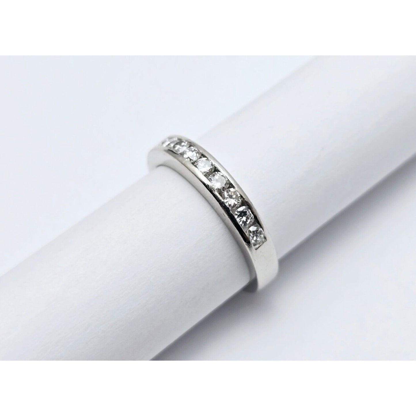 Solid Platinum 950 Round Diamond Engagement Wedding Ring Band