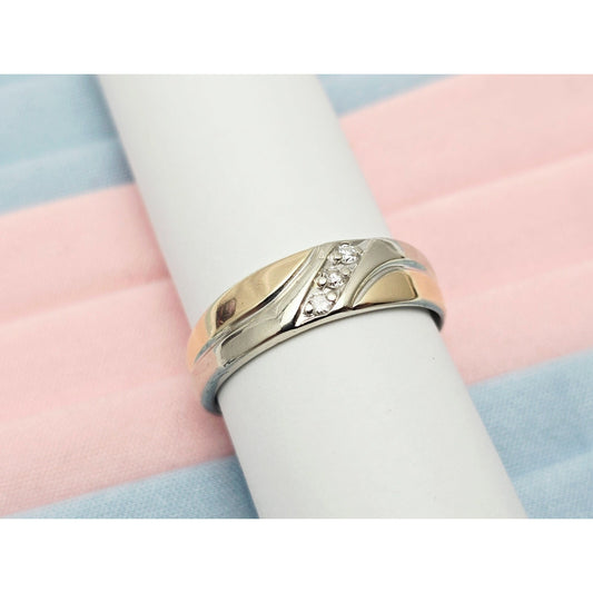14K Two Tone Gold Wavy 3 Stone Diamond Wedding Band Ring