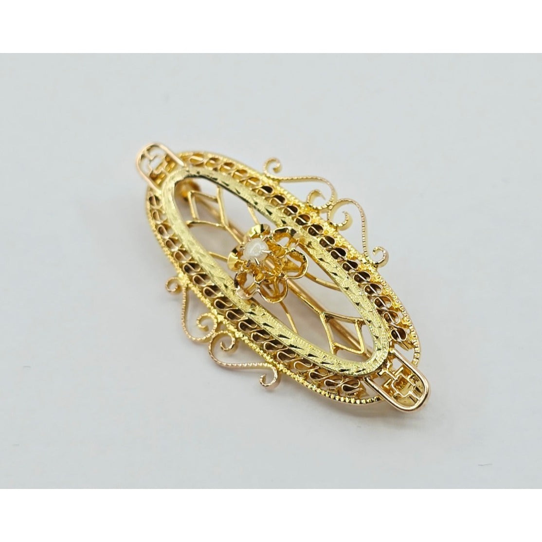 Vintage 10K Yellow Gold Round Pearl Brooch Pin