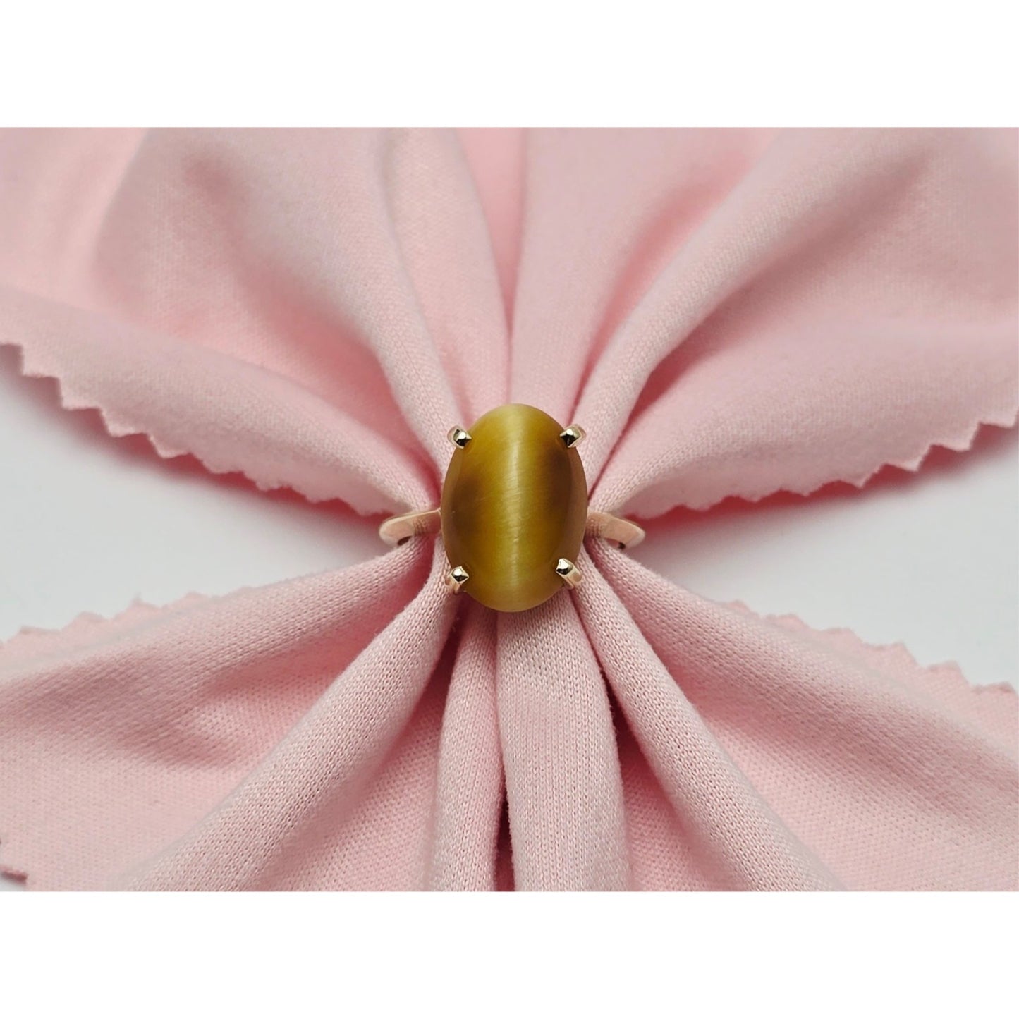 14K Yellow Gold Cabochon Chrysoberyl Ring