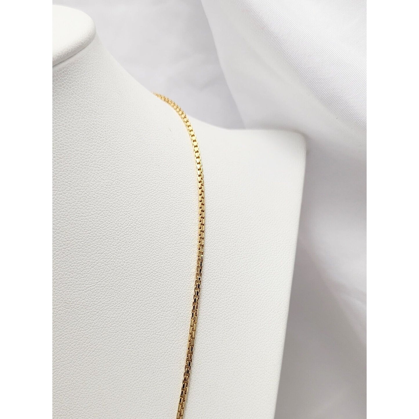 18K Yellow Gold Diamond Cut Box Link Chain Necklace