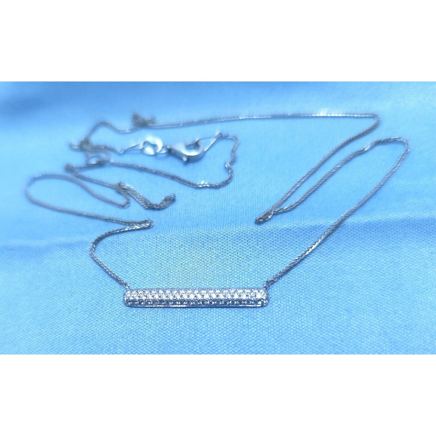 18K White Gold Resizable Link Chain Necklace & Diamond Bar Charm Pendant