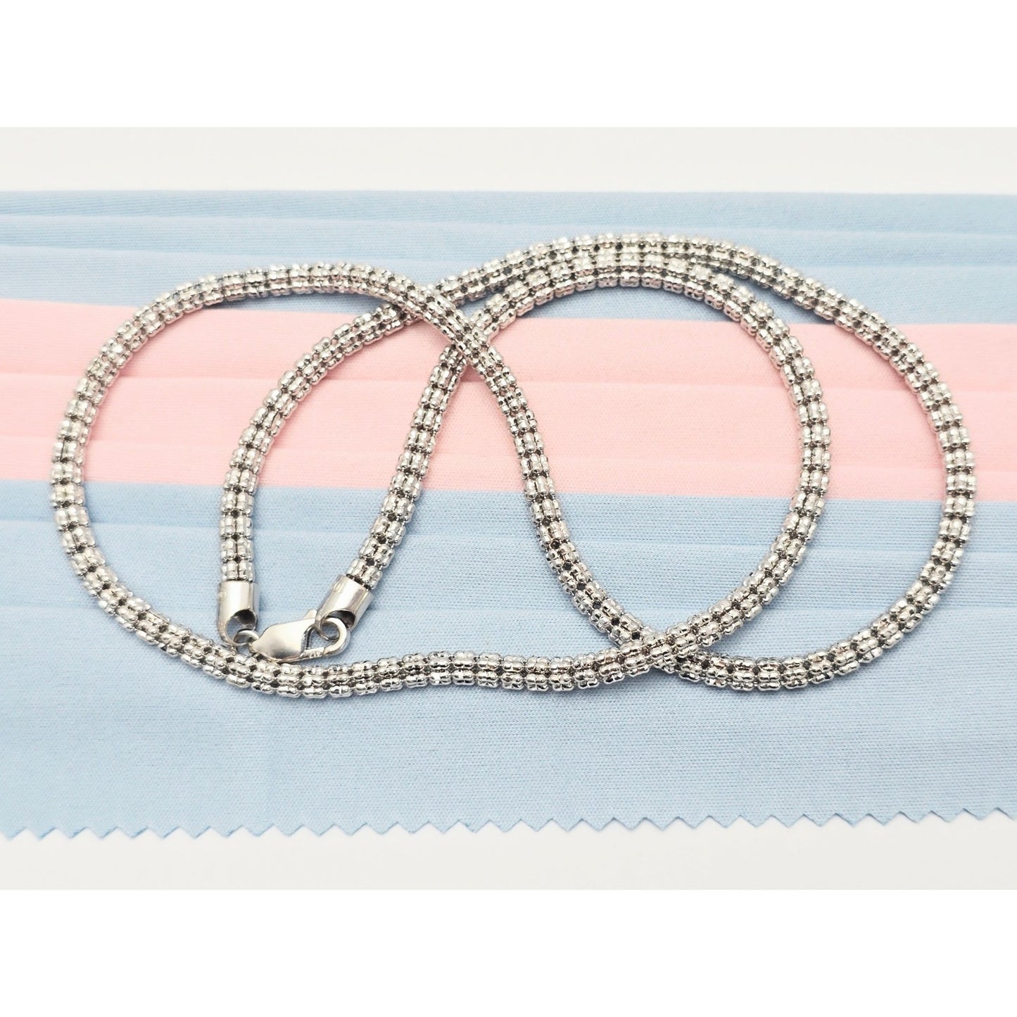 10K White Gold Diamond Cut Ice Link Chain Necklace