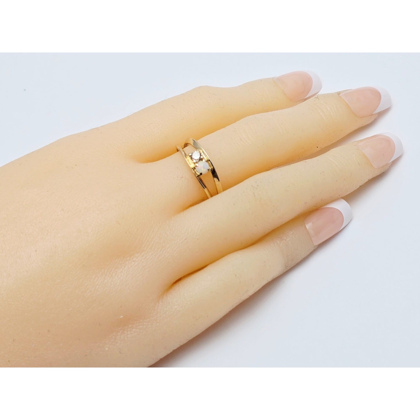 14K Yellow Gold Opal & Diamond Ring