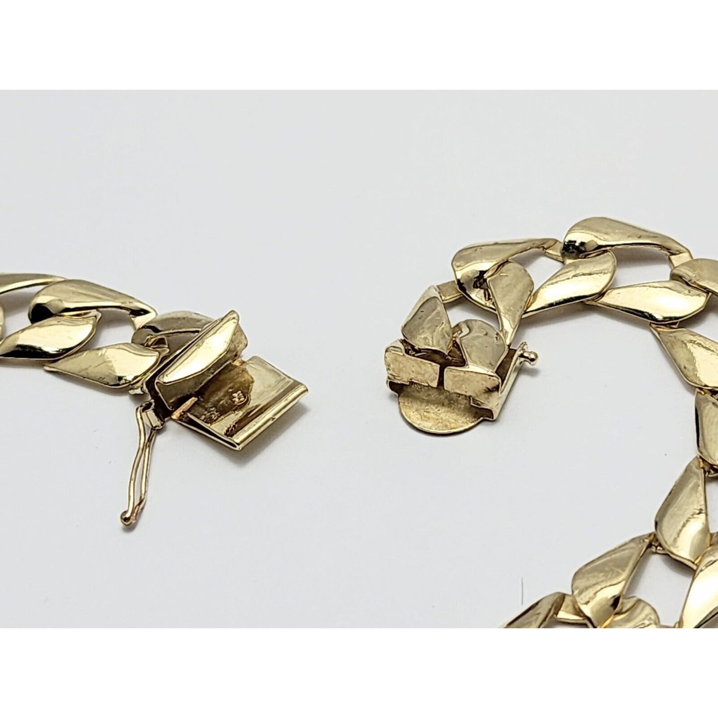 14K Yellow Gold Cuban Link Chain Bracelet