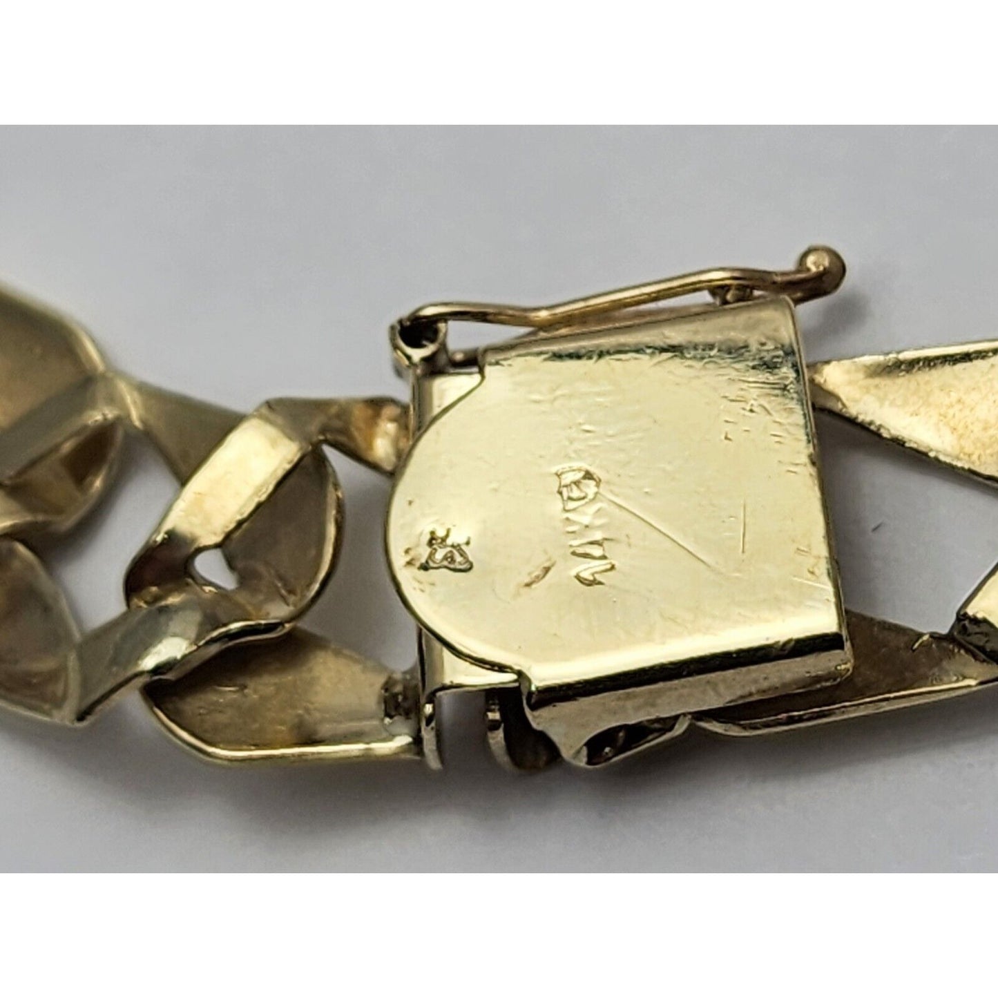 14K Yellow Gold Cuban Link Chain Bracelet