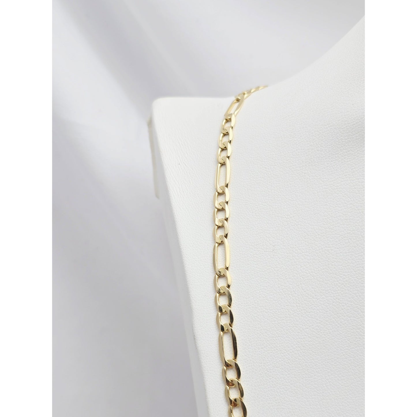14K Yellow Gold Figaro Link Chain Necklace