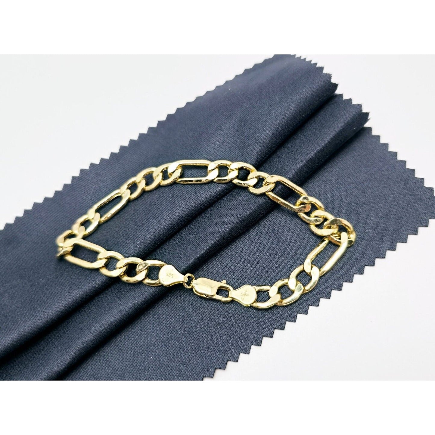 14K Yellow Gold Polished Figaro Link Bracelet