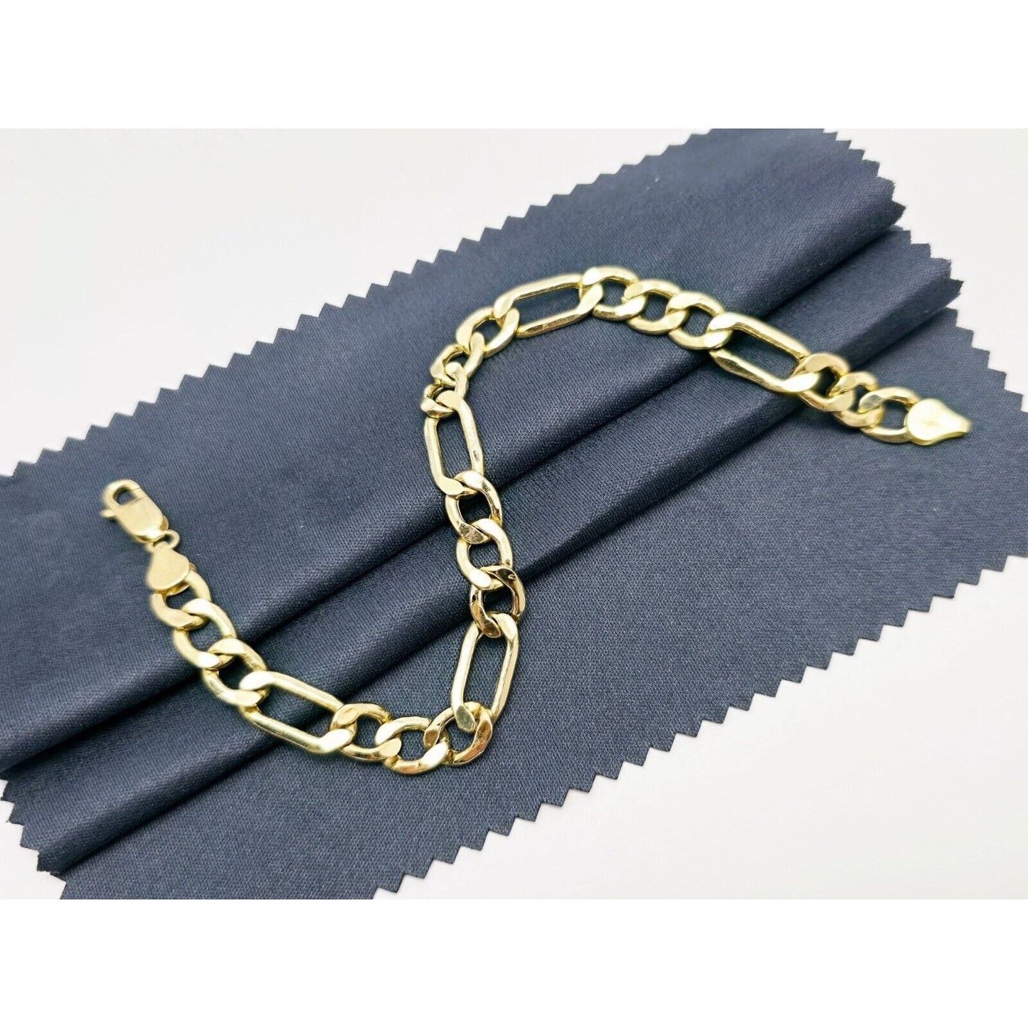 14K Yellow Gold Polished Figaro Link Bracelet