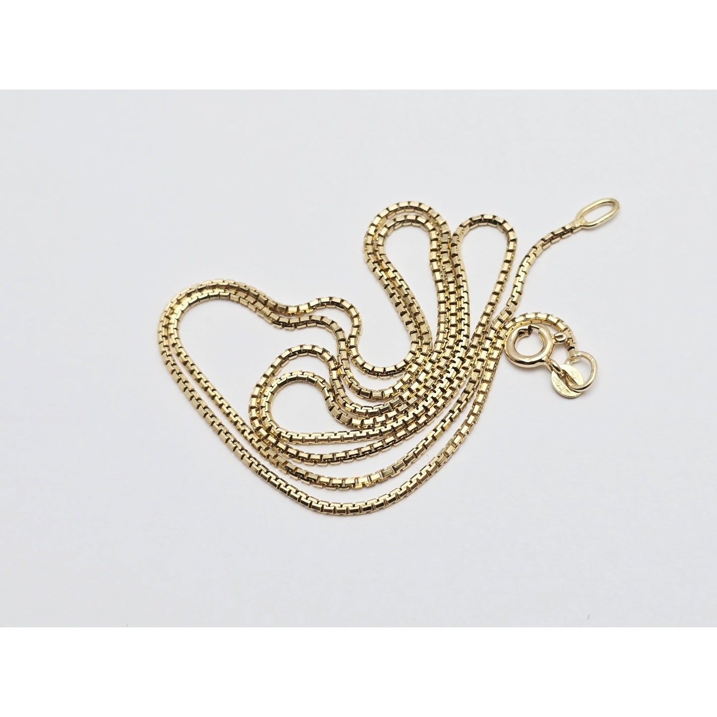 14K Yellow Gold Rounded Box Link Chain Necklace