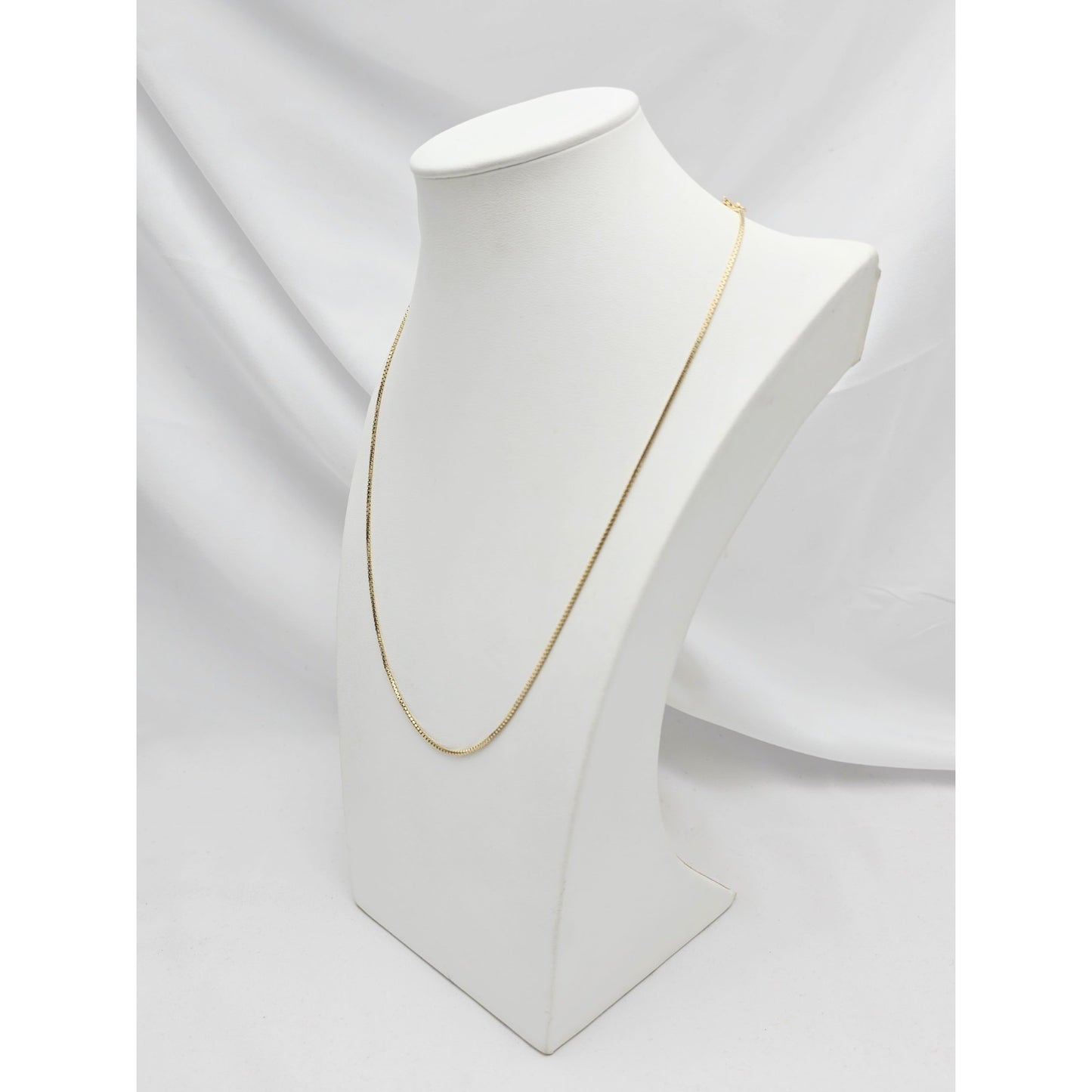 14K Yellow Gold Rounded Box Link Chain Necklace