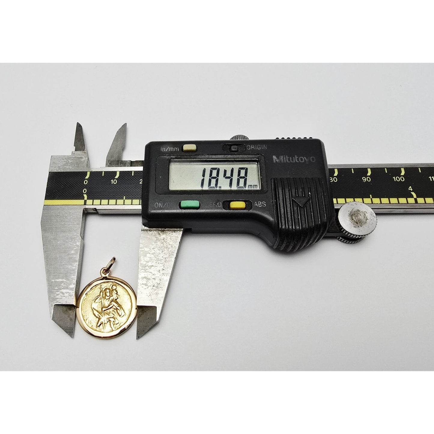 18K Yellow Gold Round Saint Christopher Charm Pendant