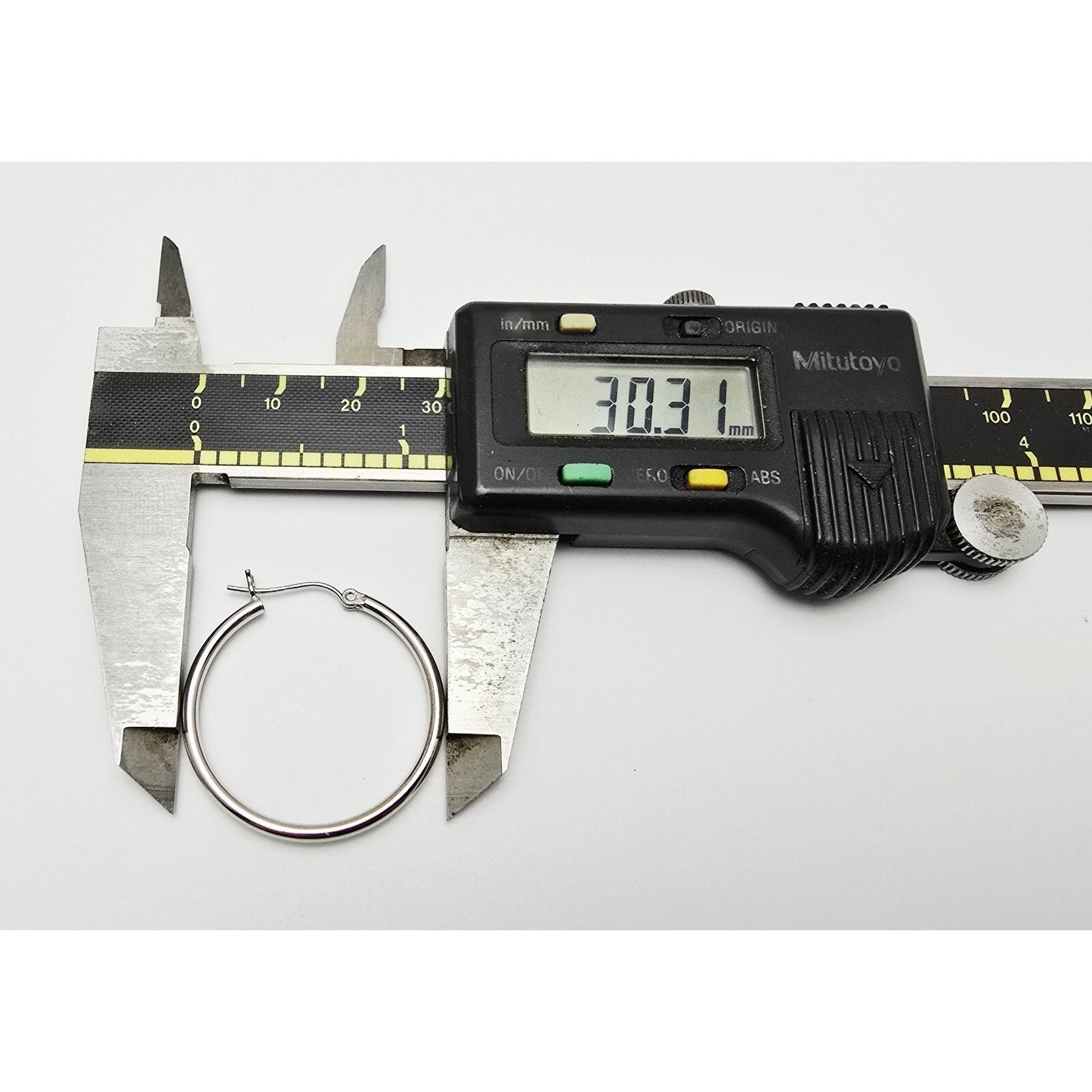 Medium Sized 14K White Gold Hinged Hoop Earrings