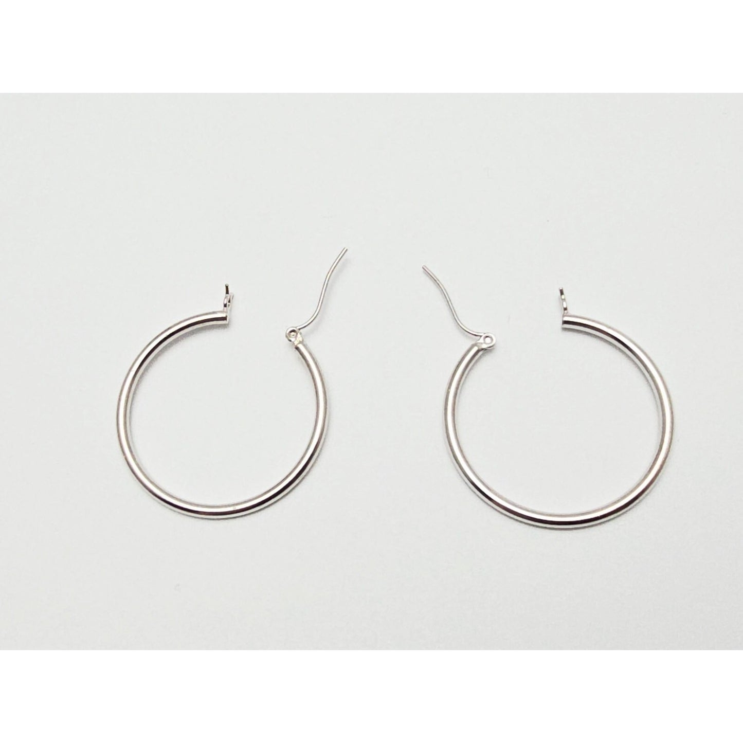 Medium Sized 14K White Gold Hinged Hoop Earrings