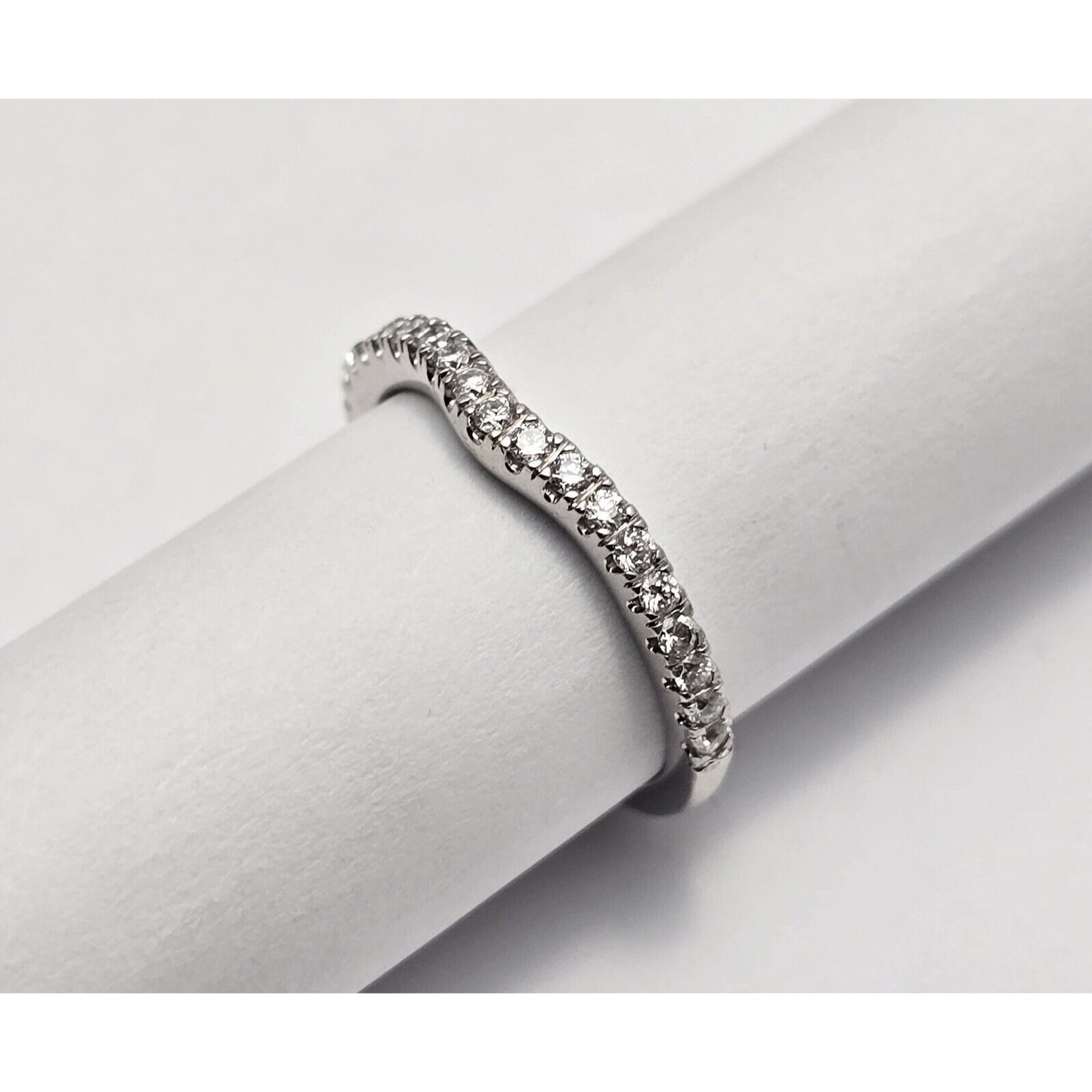 10K White Gold Single Row Diamond Curved Wedding Band Ring