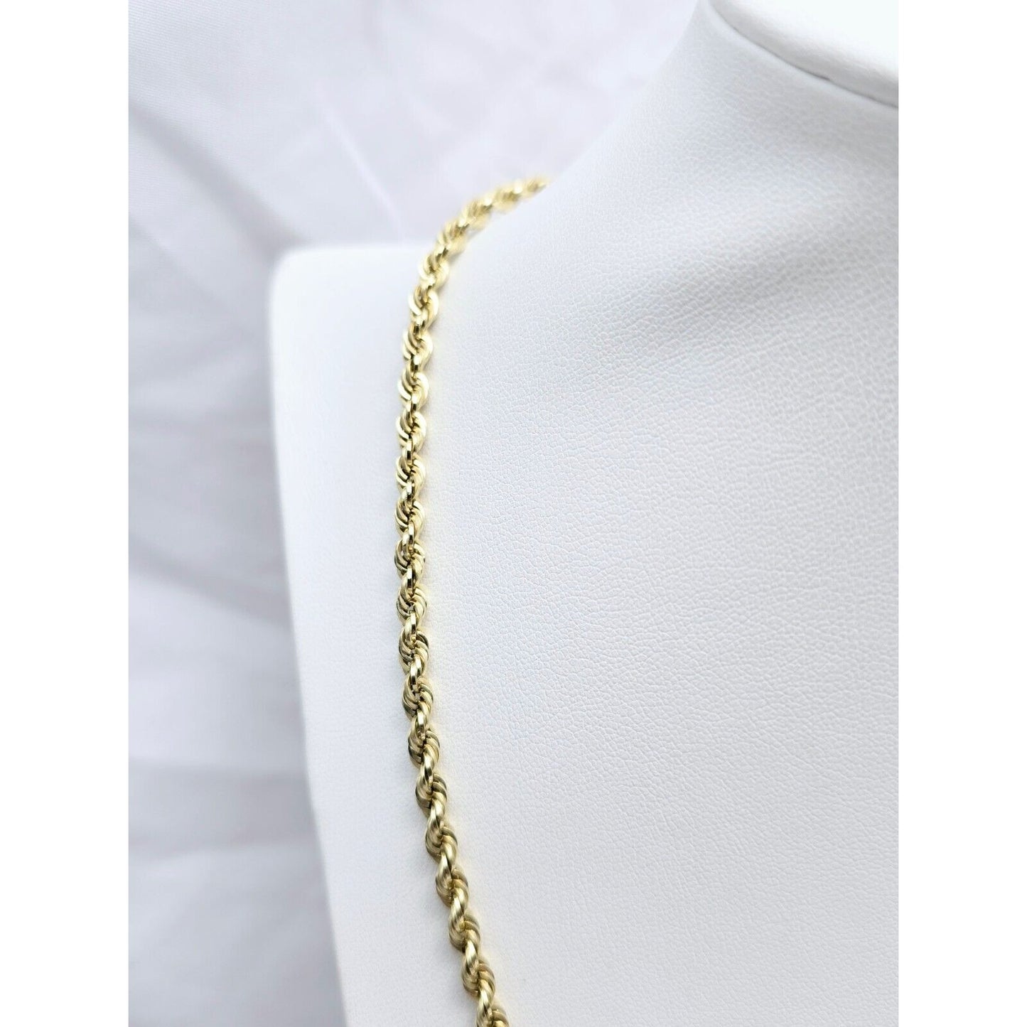14K Yellow Gold Rope Chain Necklace
