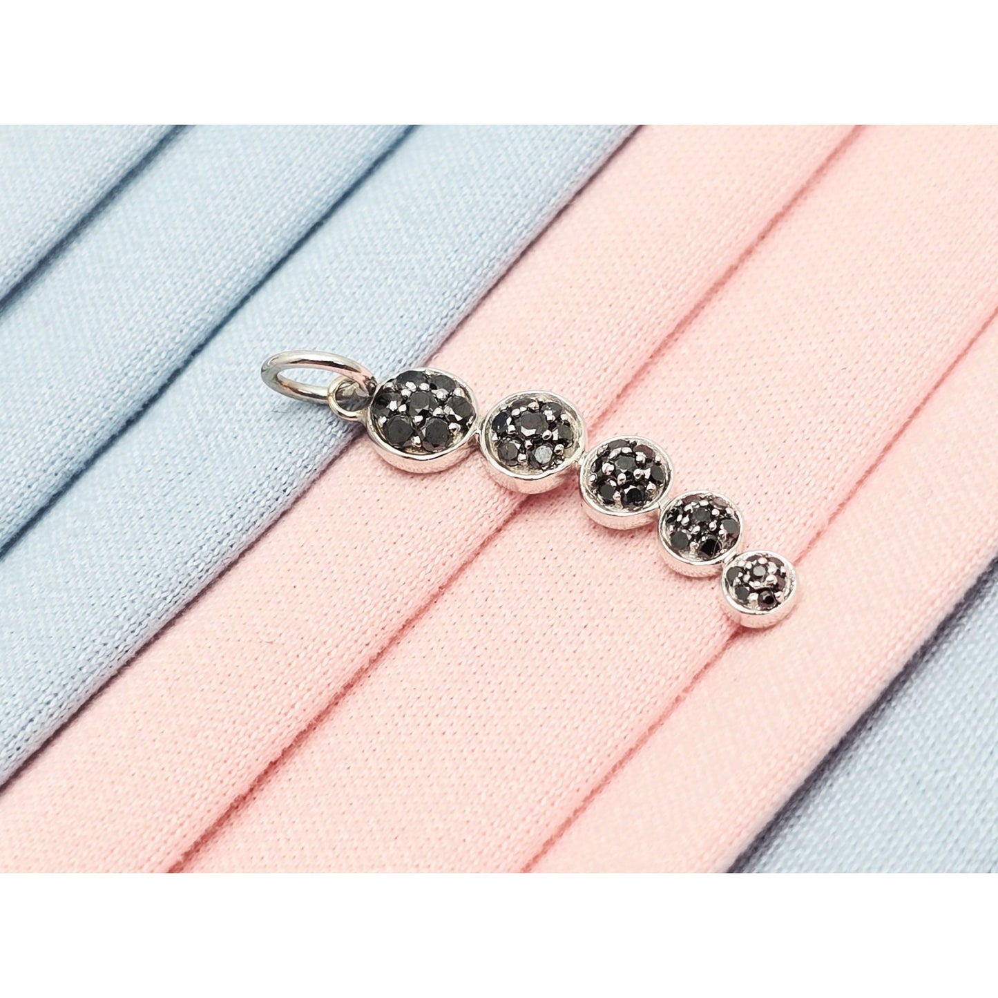 14K White Gold Round Cut Diamond Drop Dangle Charm Pendant