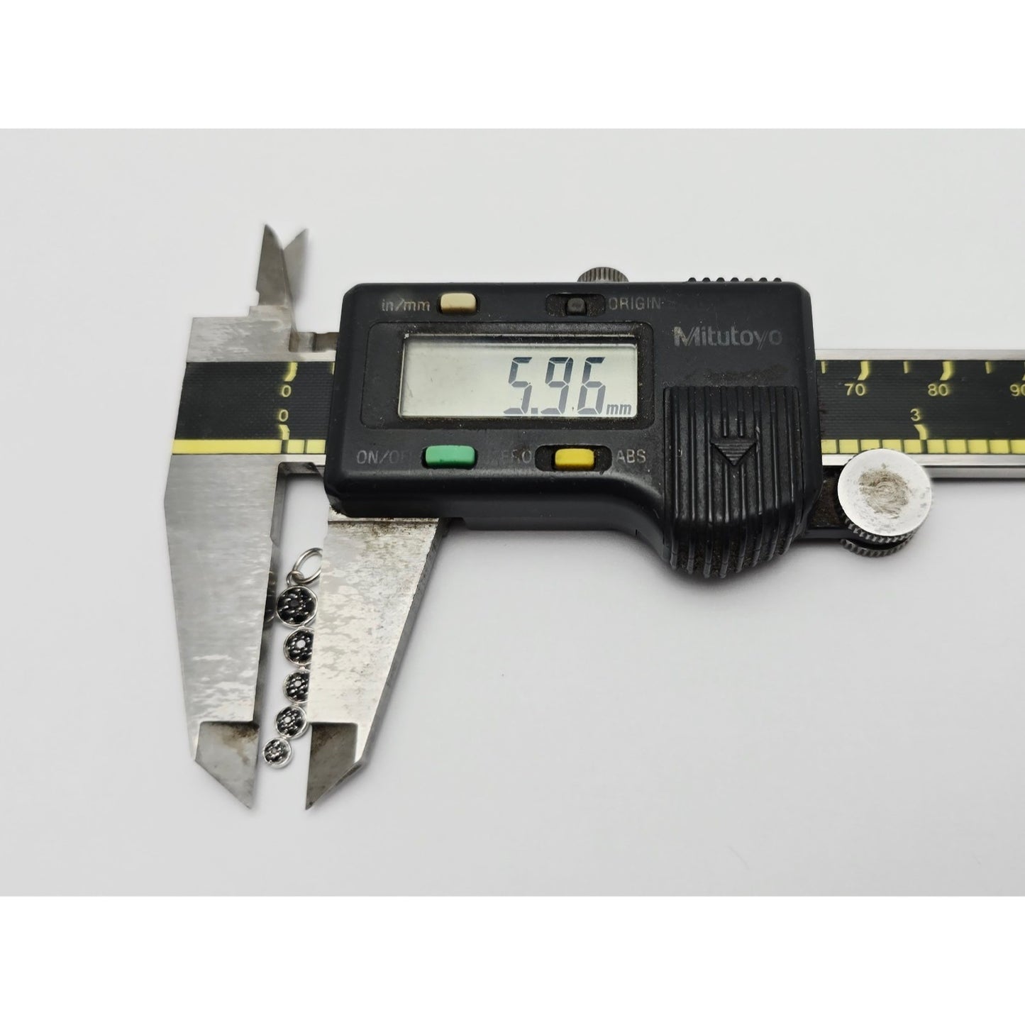 14K White Gold Round Cut Diamond Drop Dangle Charm Pendant