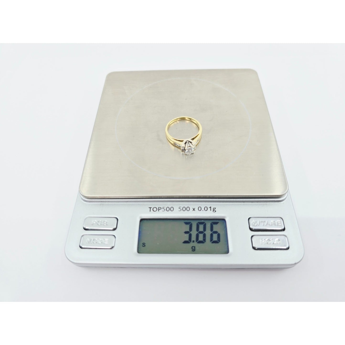 18K Yellow Gold Ladies Diamond Engagement Ring