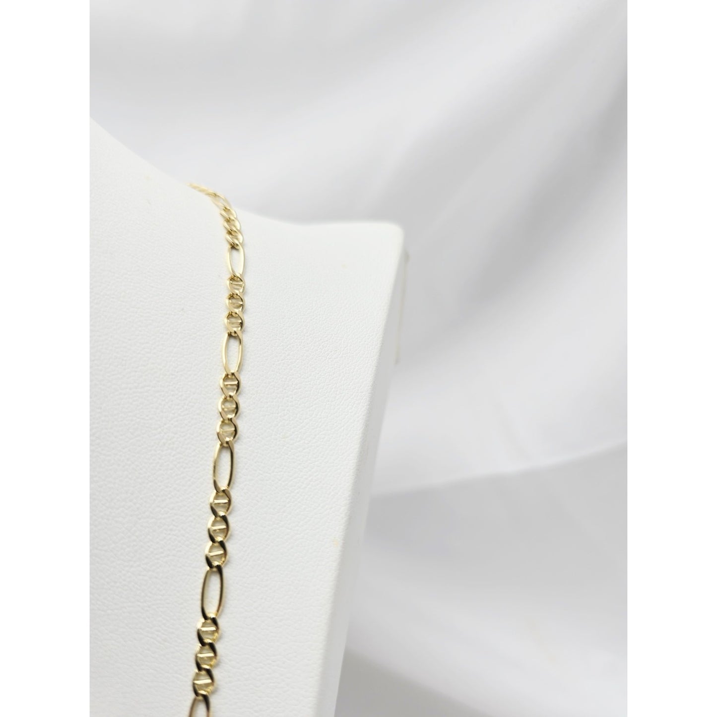 10K Yellow Gold Figaro Link Chain Necklace