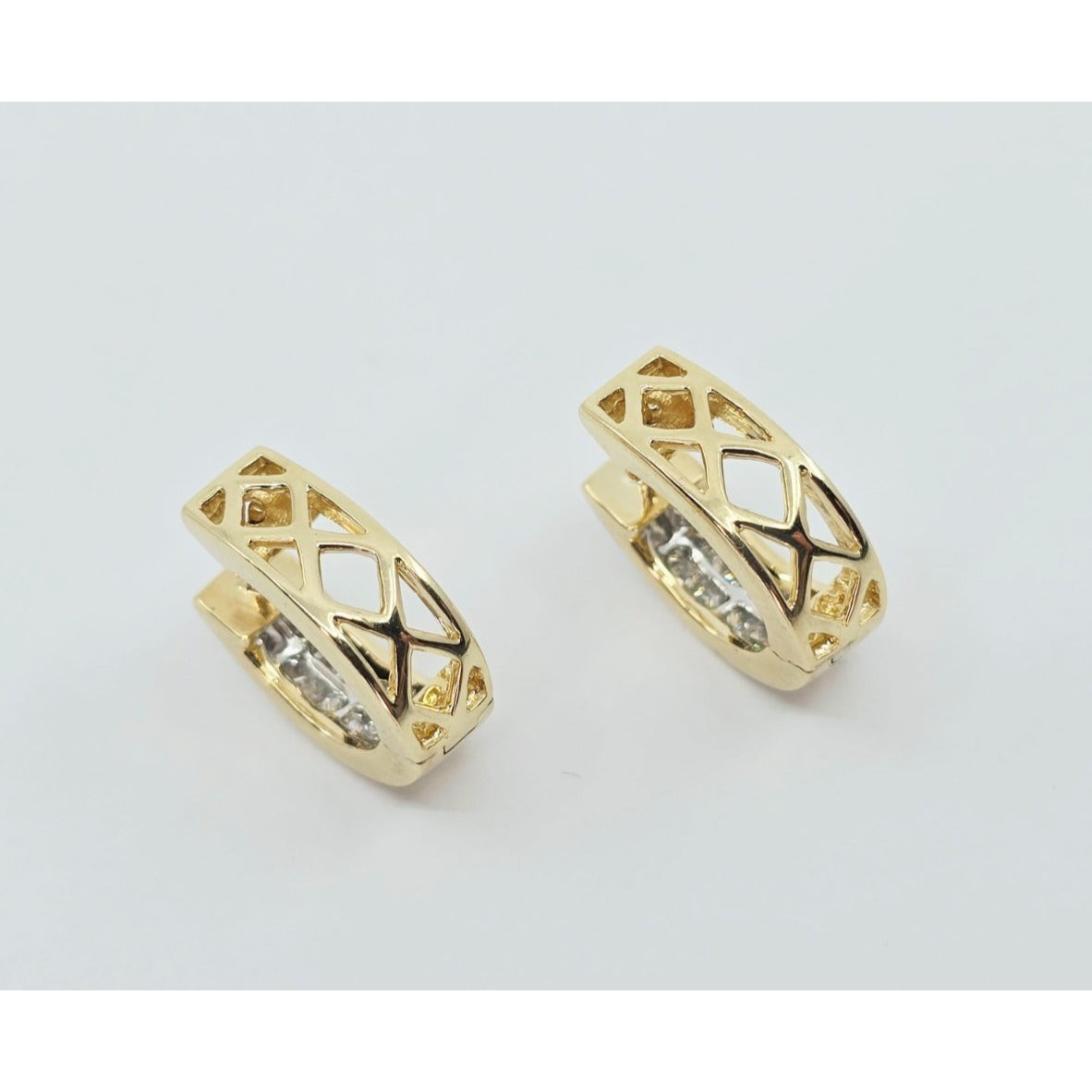 14K Yellow Gold Princess Cut Diamond Hinged Half Hoop Earrings