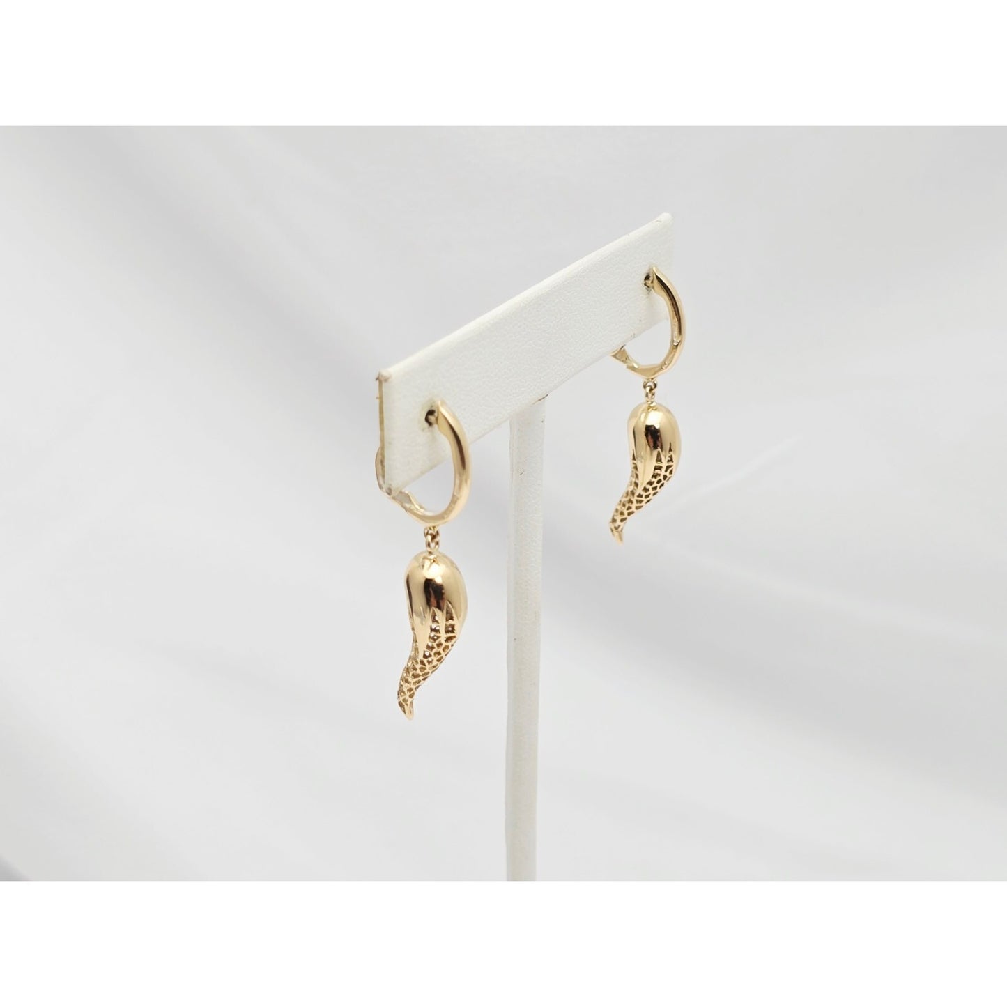 18K Yellow Gold Italian Horn Drop Dangle French Clip Earrings