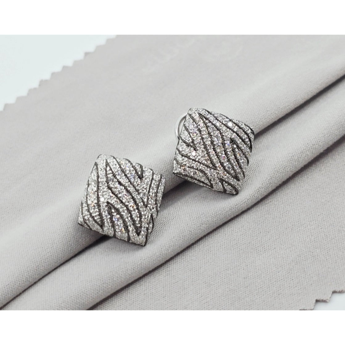 14K White Gold Zebra Pattern Diamond French Clip Earrings