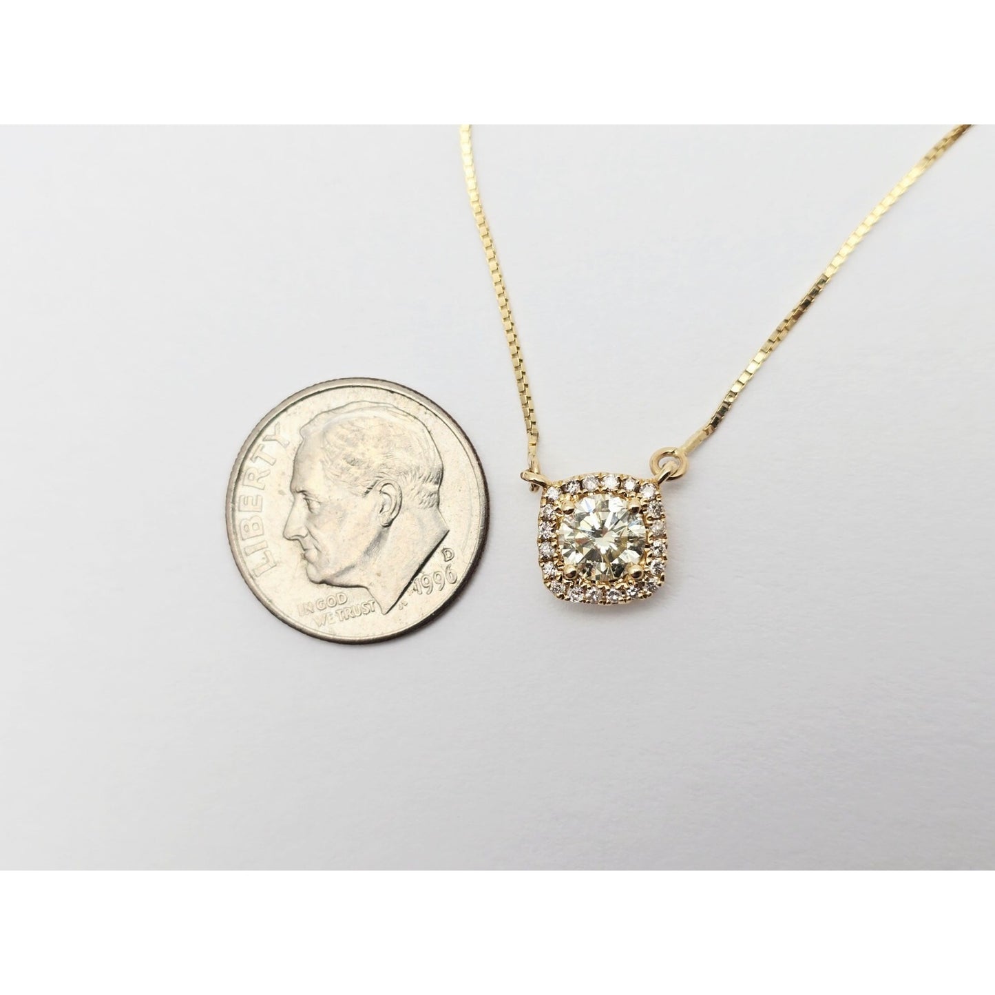 14K Yellow Gold Round Diamond Resizable Box Link Chain Necklace