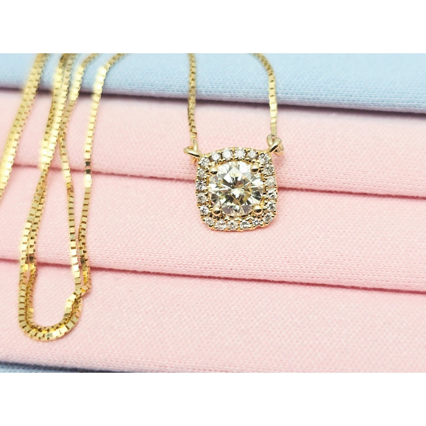 14K Yellow Gold Round Diamond Resizable Box Link Chain Necklace