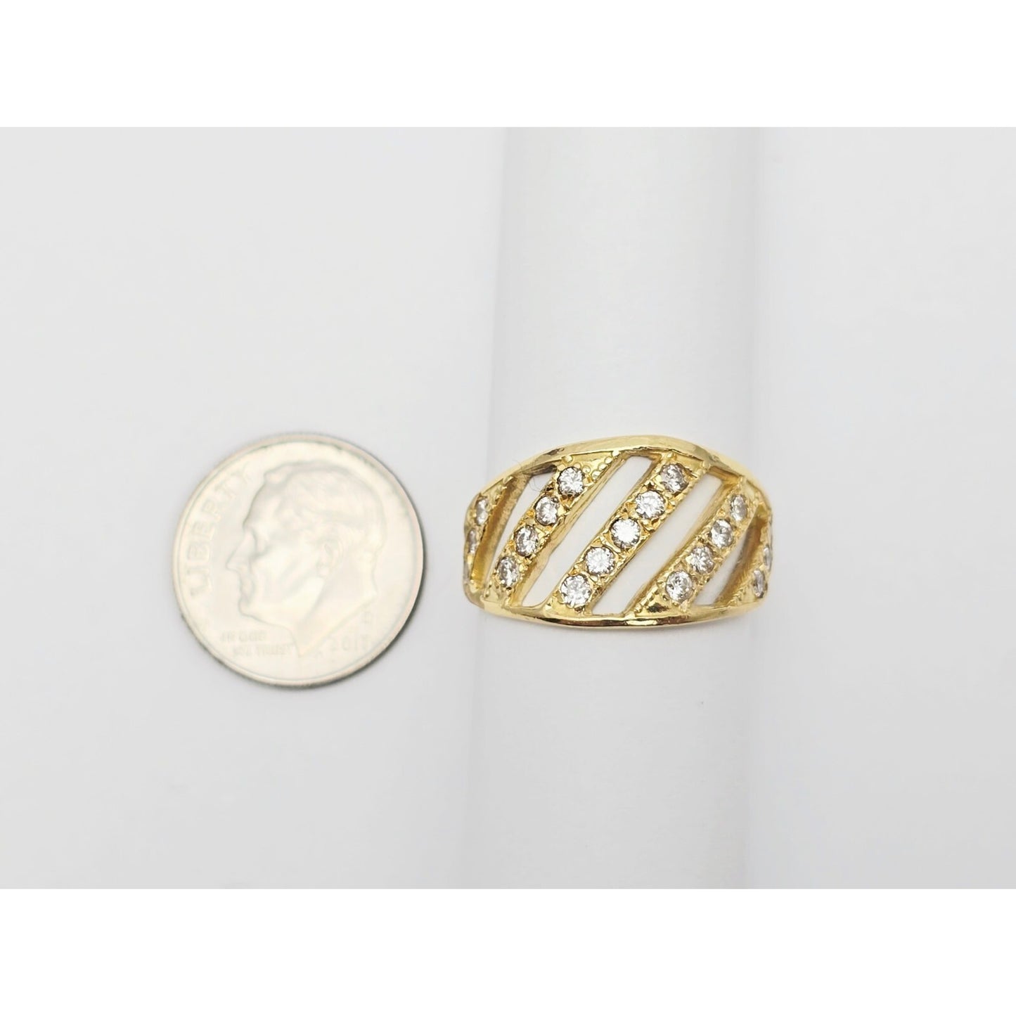 18K Yellow Gold Wavy Diamond Open Ring