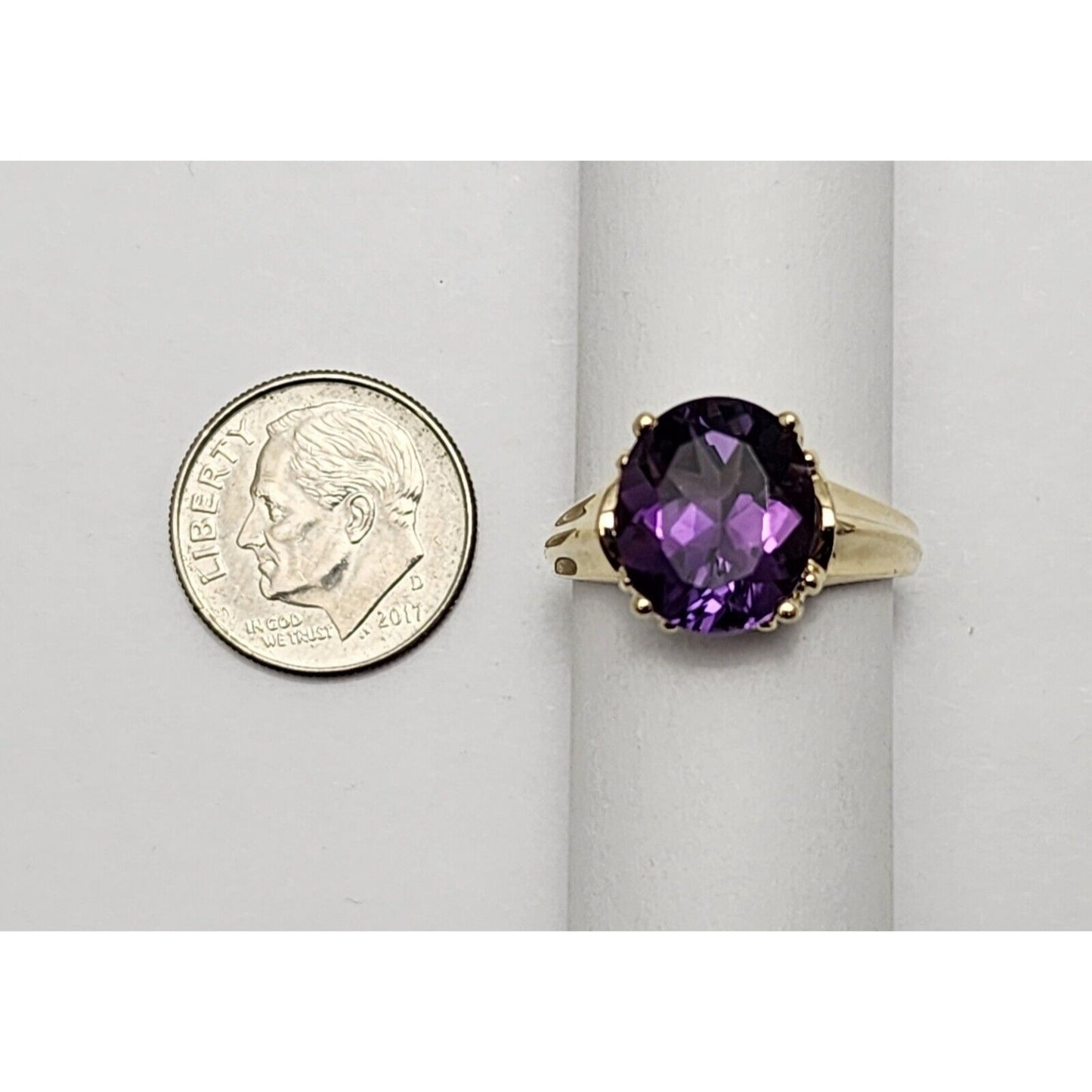 14K Yellow Gold Oval Cut Amethyst Ring