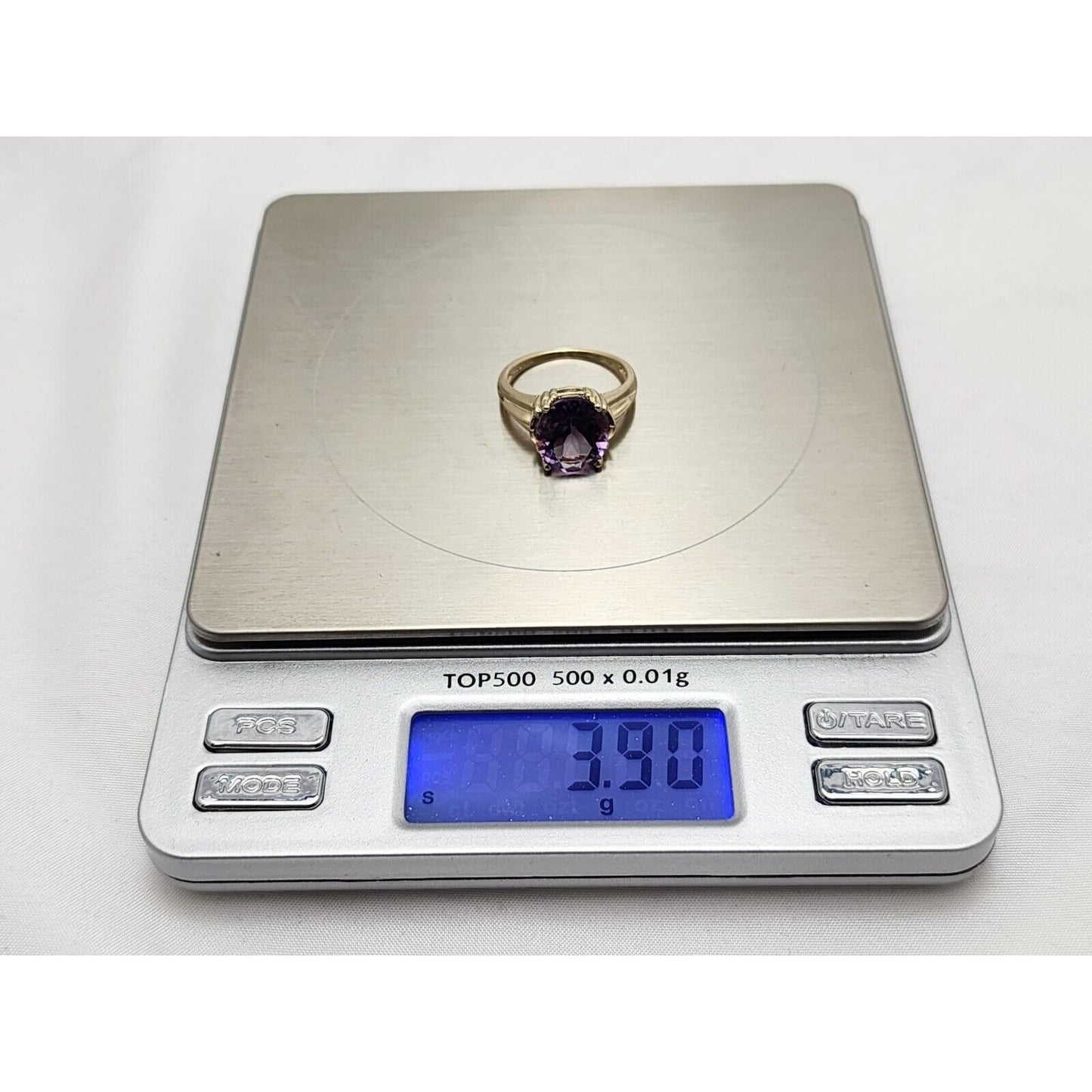 14K Yellow Gold Oval Cut Amethyst Ring