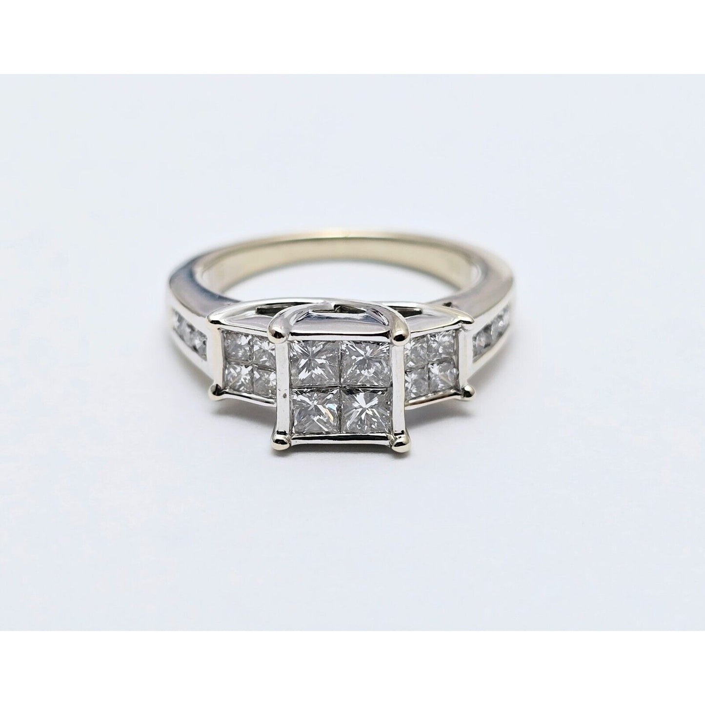 14K White Gold 1ct Princess Cut Diamond Engagement Ring