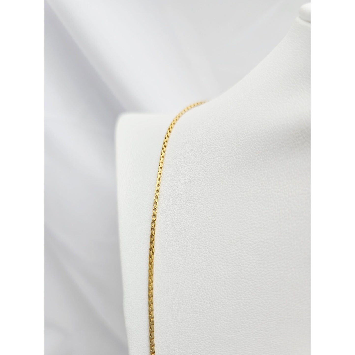 14K Yellow Gold Box Link Chain Necklace