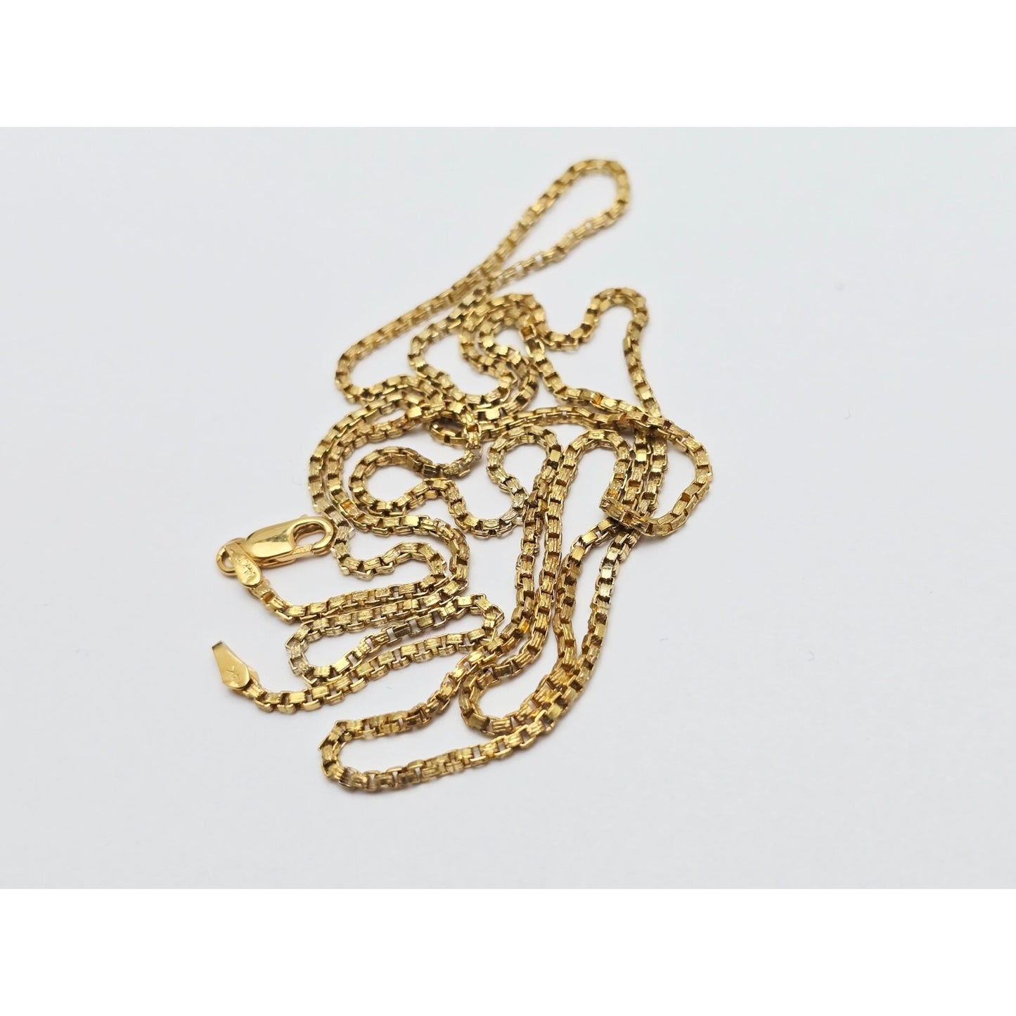 14K Yellow Gold Box Link Chain Necklace